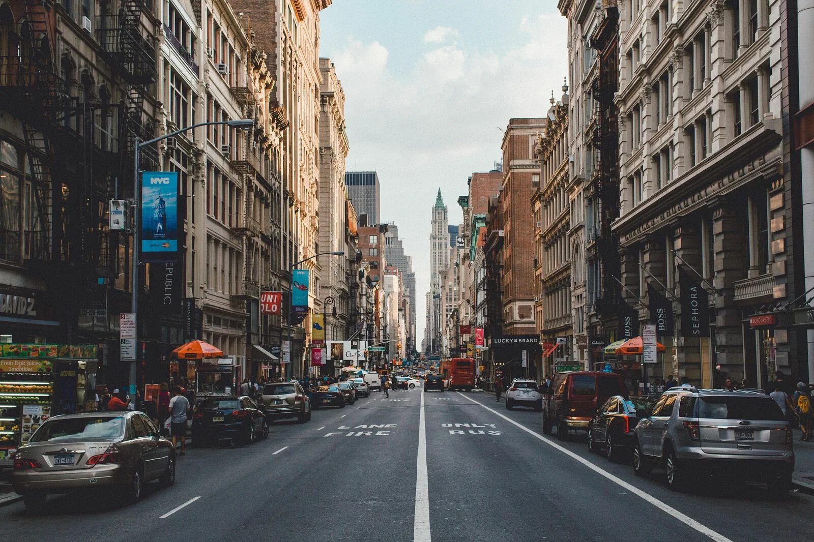 New york city streets. Нью-Йорк улицы. Нью-Йорк улица перспектива. Проспект Нью Йорка. Нью-Йорк Сити улицы.