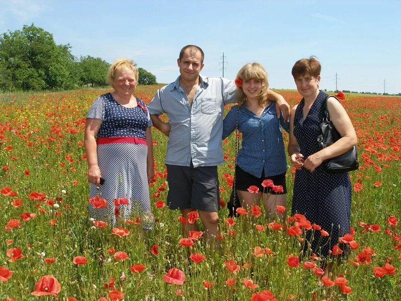 Мамина сорочка. Наталья май. Наталия майе бельгия. Натали дикая. Мамина сорочка песня.