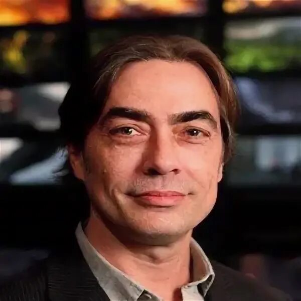 Кто озвучивает билла. Дейви джонс пираты карибского моря. Билл найи пираты карибского. Том беренджер с женой. Кто озвучивал билла.