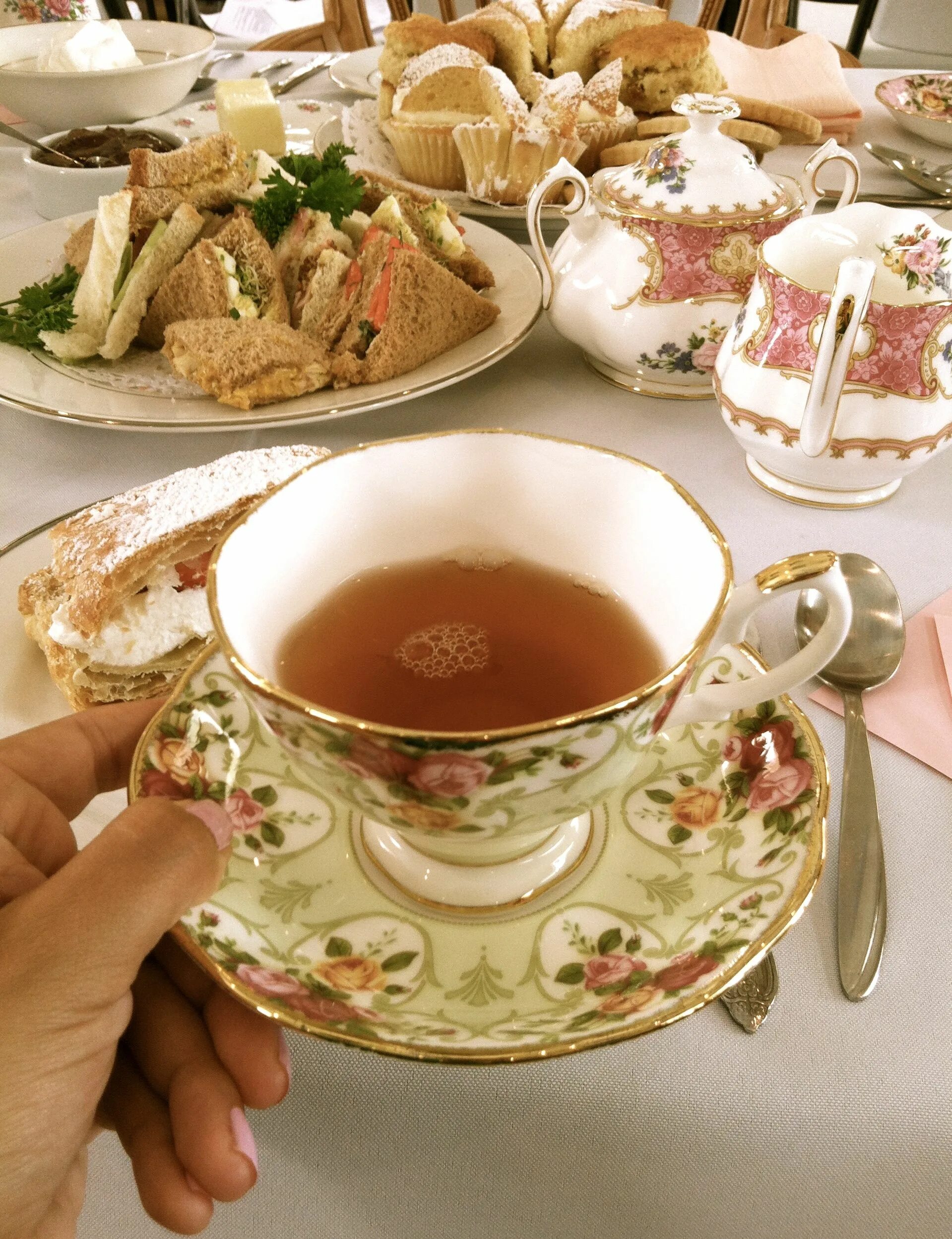 Много чая на английском
