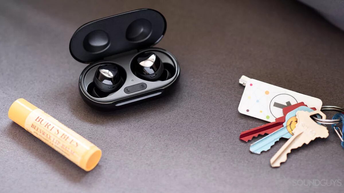 Не заряжается кейс buds. Samsung galaxy buds live pro. samsung galaxy buds plus. galaxy buds 2 plus. наушники true wireless samsung galaxy buds live черный.