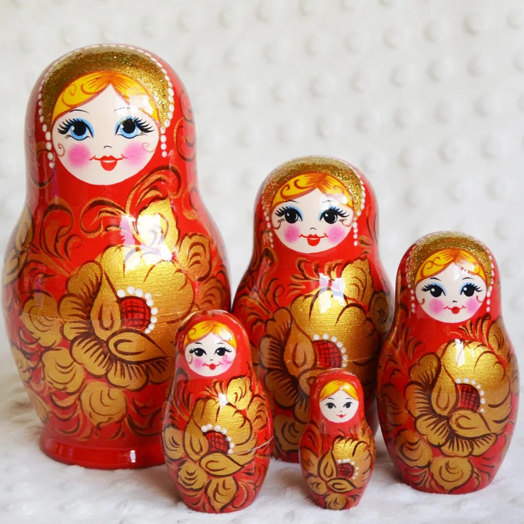 Последнее обновление матрешки. Уральская матрешка роспись. русские матрешки. цветные матрешки. матрешка красивая.