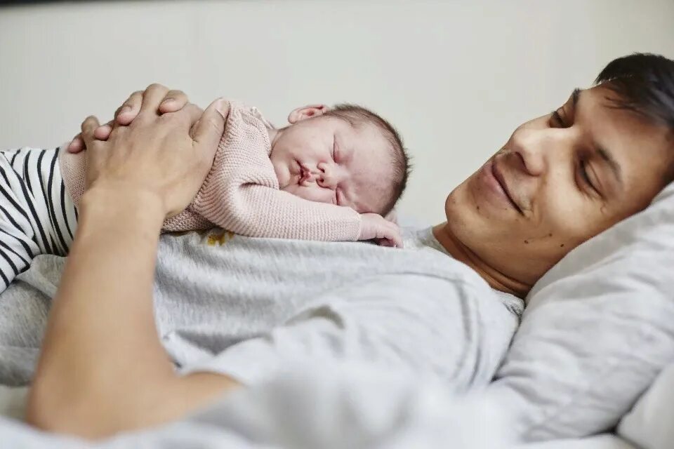 Ребенок меняет мужчину. Жизнь до и после рождения ребенка. Жизнь до и после рождения ребенка. Родители меняют ребенка. Жизнь после рождения ребенка.