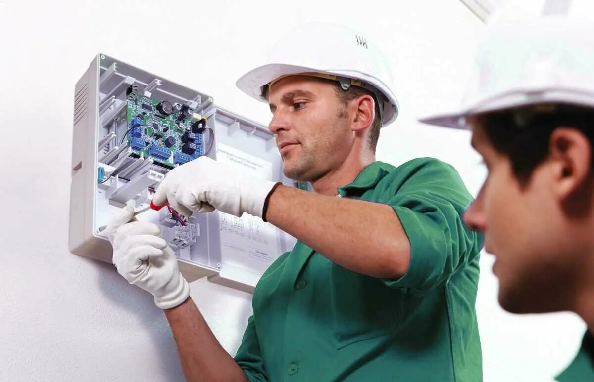 вакансии обслуживание пожарной. техническое обслуживание систем пожарной сигнализации. Fire safety systems. монтаж охранной сигнализации. монтаж охранной сигнализации.