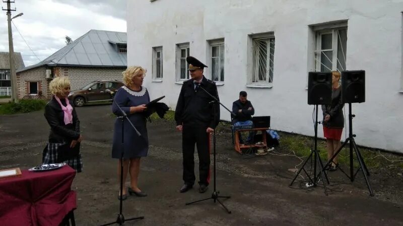 Вологодские новости в контакте подслушано. Подслушано Кадников. Глава Кадникова Вологодская область. Полиция Кадников Вологодская область. Подслушано в Кадникове Вологодская область.