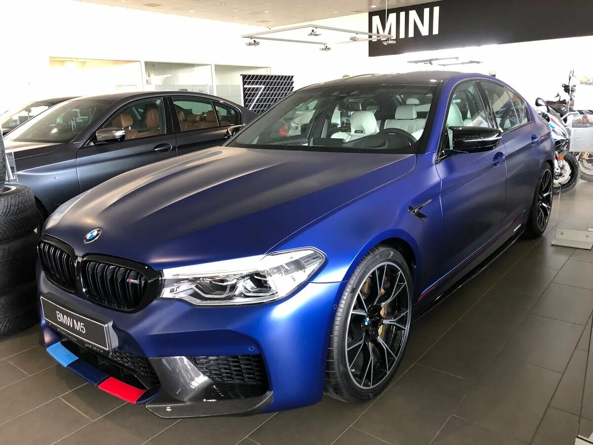 Бмв м5 компетишн лошадиные силы. Bmw m5 competition 2021. Bmw m5 f90 competition 2018. Бмв м5 компетишн лошадиные силы. Bmw m5 2020.