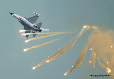 Инфракрасные ловушки на самолетах