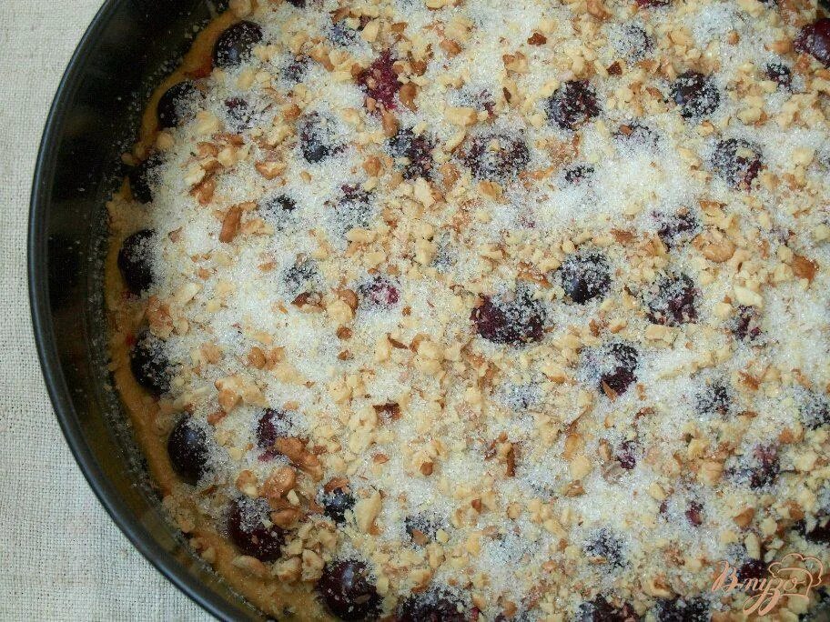 Пирог с черносливом и грецкими орехами. Пирог с грецкими орехами и сгущенкой. пирог с черносливом и грецким орехом со сгущенкой. пирог с орехами и черносливом.