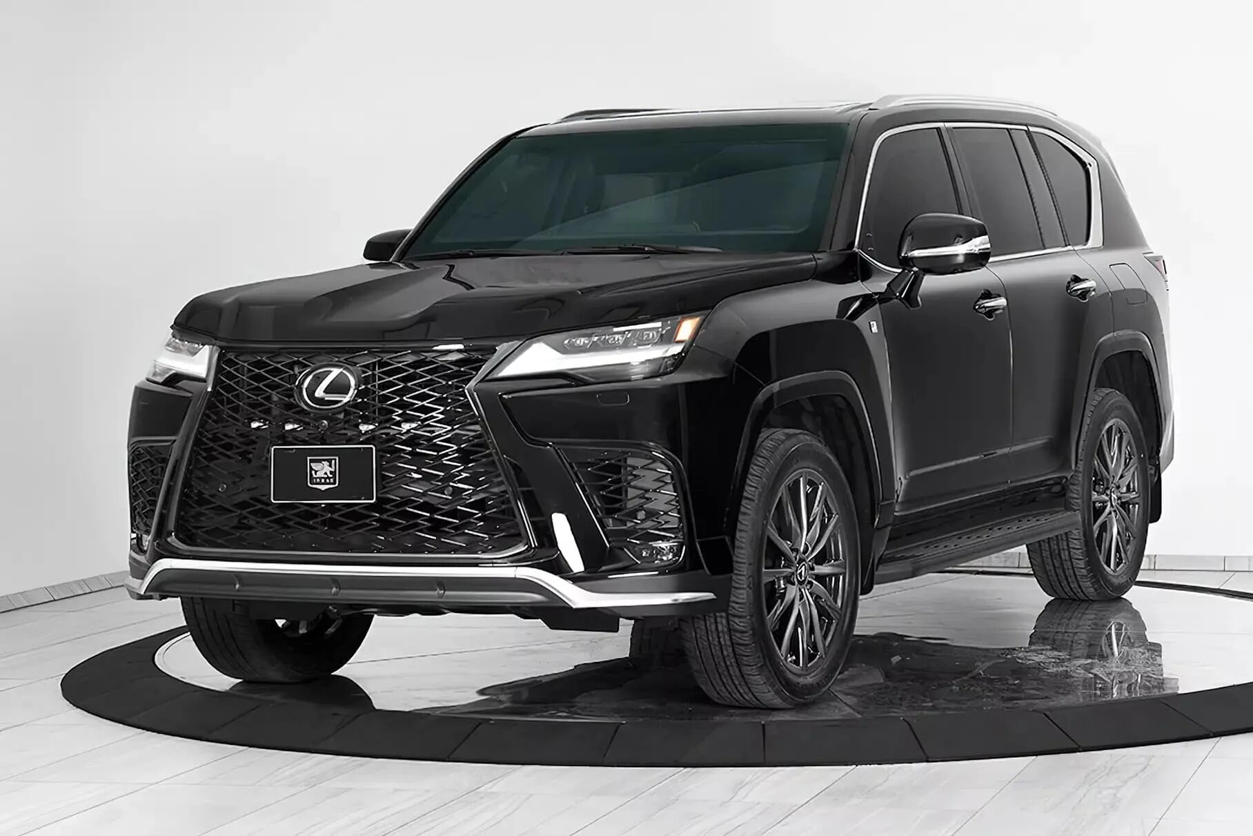 Lexus lx 600 2022. Броня 570 лексус. Бронированный лексус lx570. Бронированный лексус. Бронированный лексус лх 570.