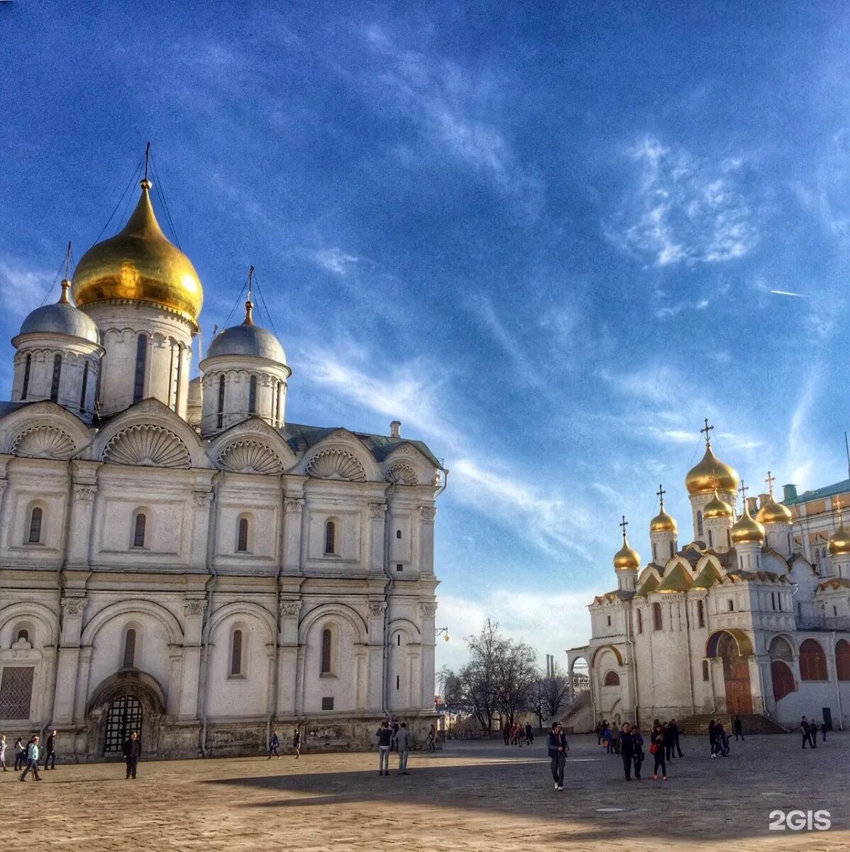 Где соборная площадь. Соборная площадь Москва. Архитектурный ансамбль Соборной площади. Днепропетровск Соборная площадь. Соборная площадь в Москве фото.