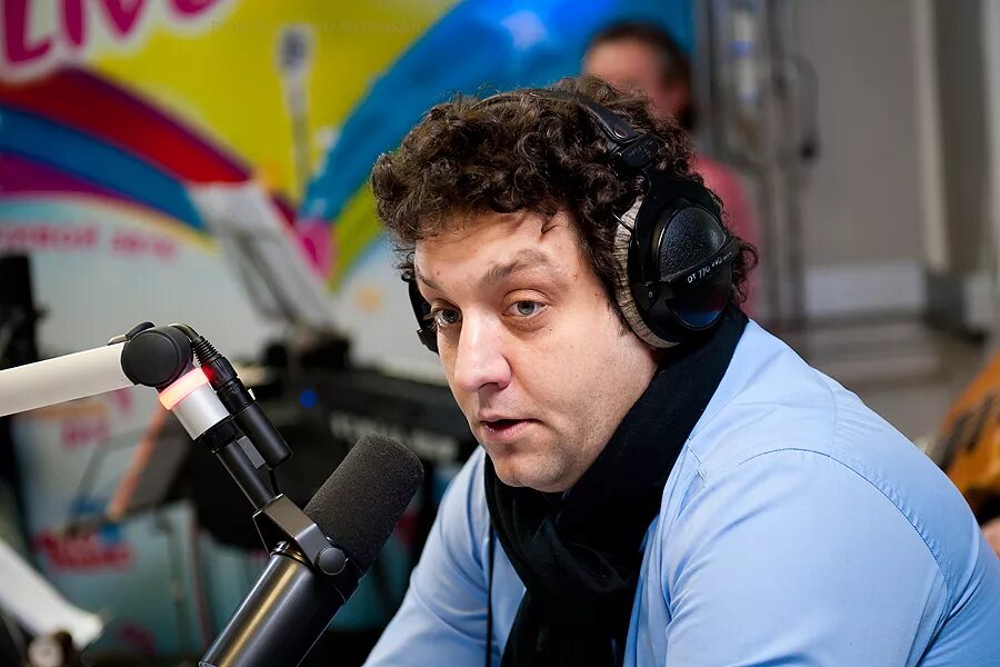 вечернее шоу мурзилки live авторадио. ведущие авторадио фамилии. авторадио владимир ведущие. михаил михайлов авторадио. наталья беляева авторадио.