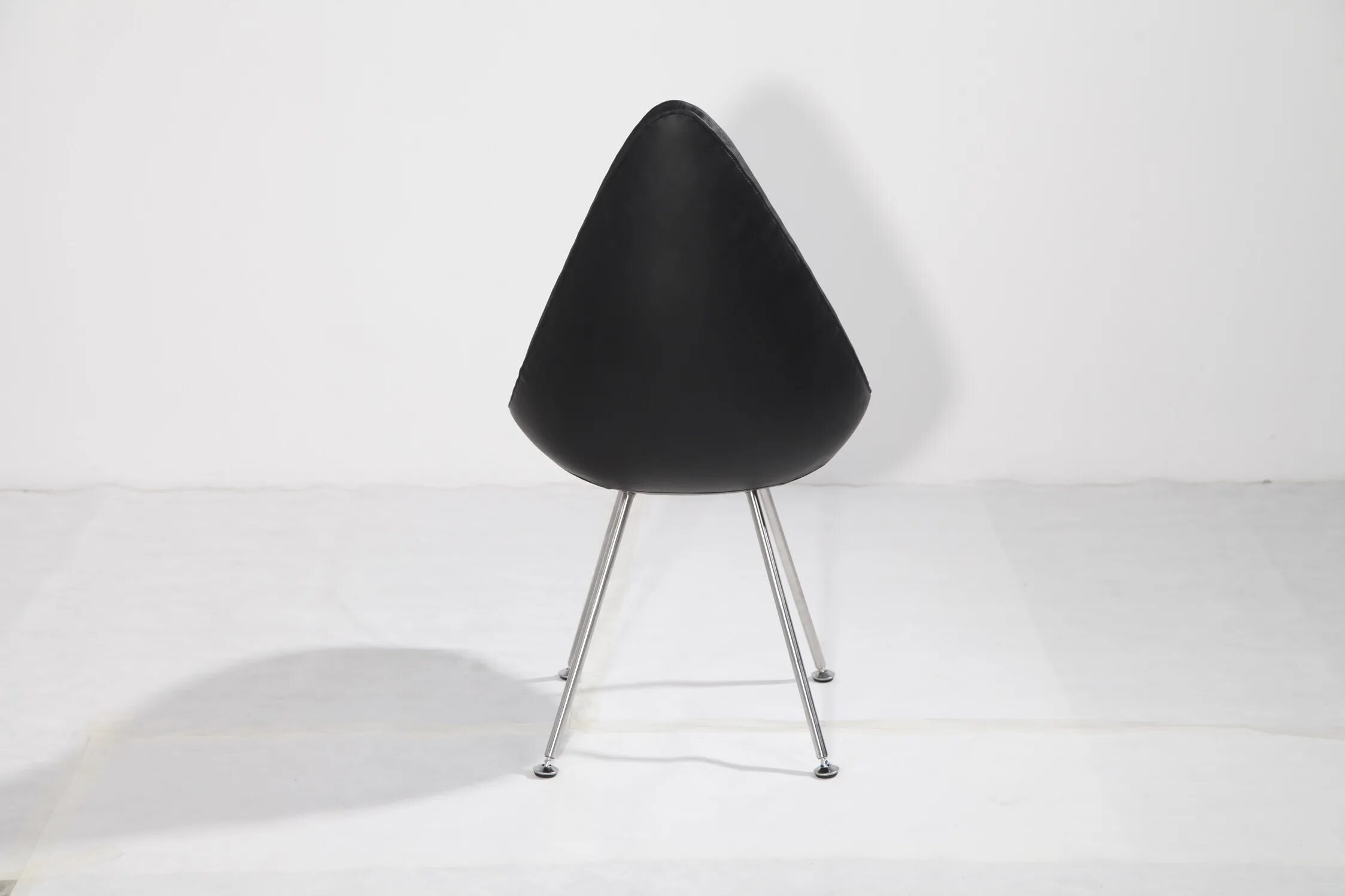 Drop chair. Арне якобсен drop. кресло капля арне якобсена. jacobsen drop chair. стул капля.