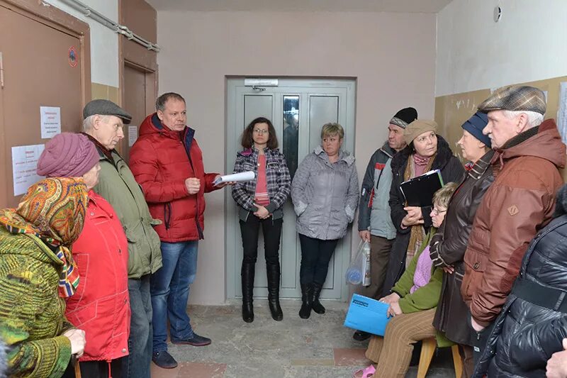 Собрание собственников жилья. Старший по дому в многоквартирном доме. собрание  старших многоквартирных домов. ответственность старшего по дому в многоквартирном доме. собрание с жителями подъезда.