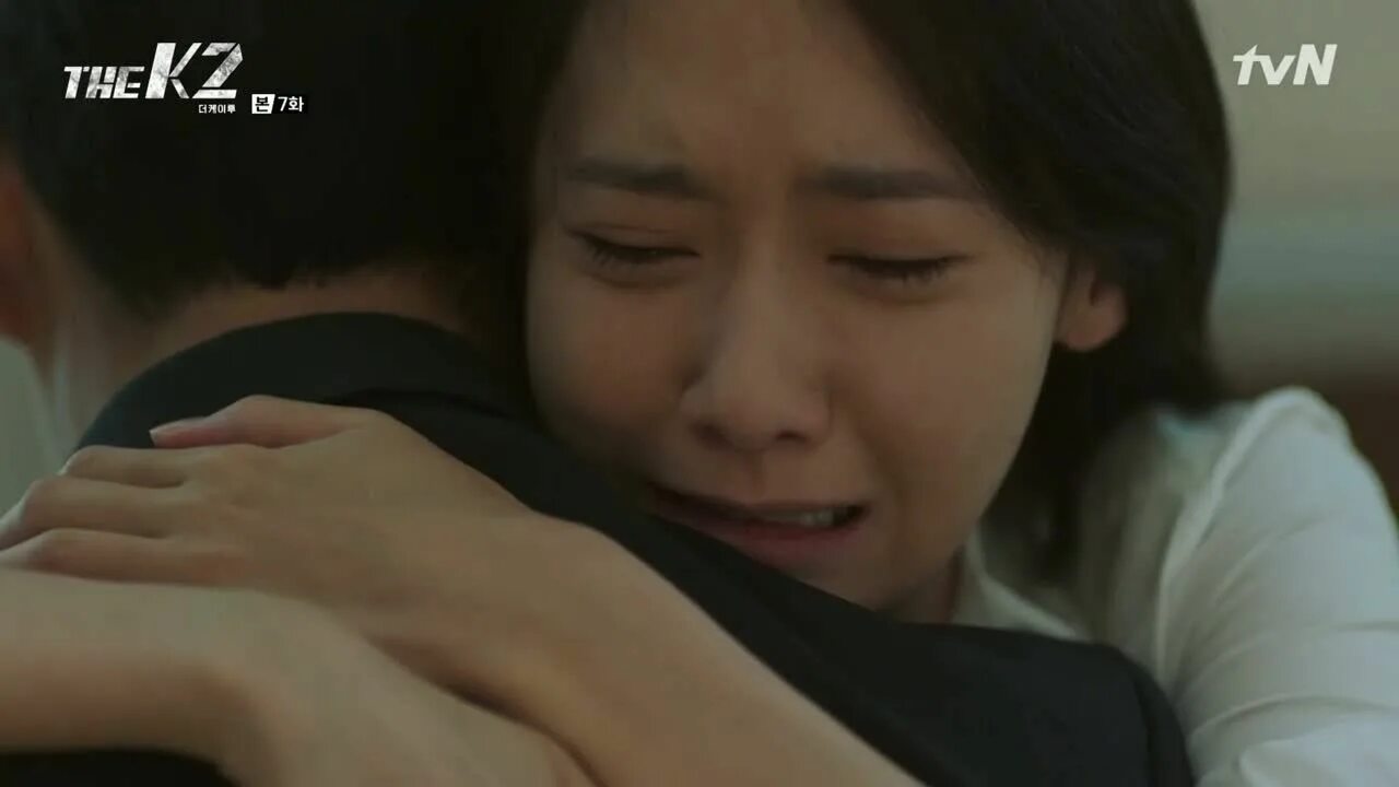 K2 телохранитель 3 серия русская озвучка. Телохранитель 7. Телохранитель 7. Телохранитель сериал 2018 софи рандл. Телохранитель к2 корейский сериал.