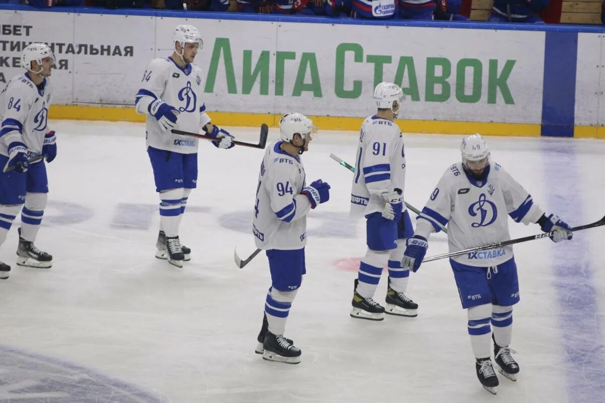 Северсталь динамо москва. Хк динамо форма 2021. Динамо хк форма 2016. Динамо москва хк кхл. Металлург динамо москва прогноз.