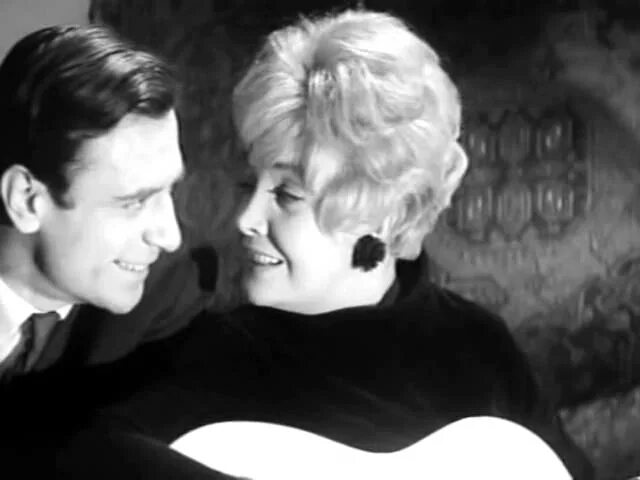 татьяна доронина кораблик. я мечтала о морях и кораллах. очарованный странник доронина. ещё раз про любовь (1968). доронина песни из кинофильма.