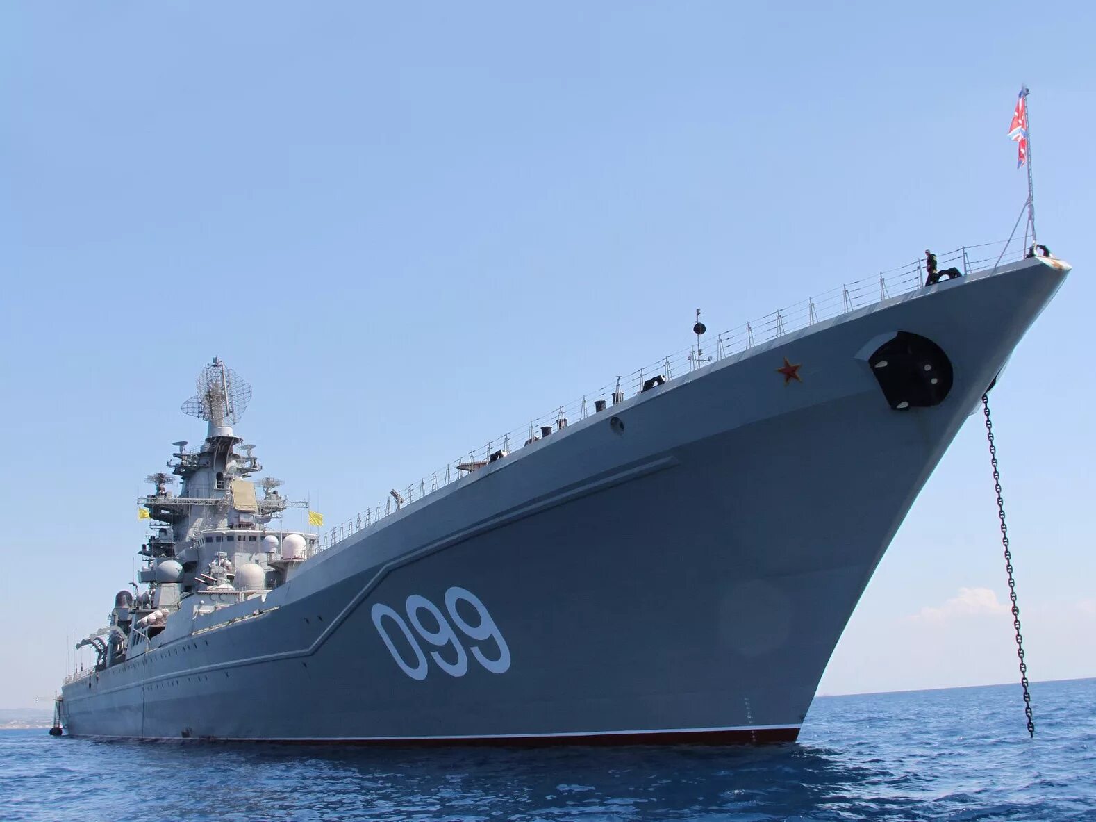 Ледокол арктика 22220. Судно мощный. Морской буксир гермес. Аланг кладбище кораблей. Судно мощный.