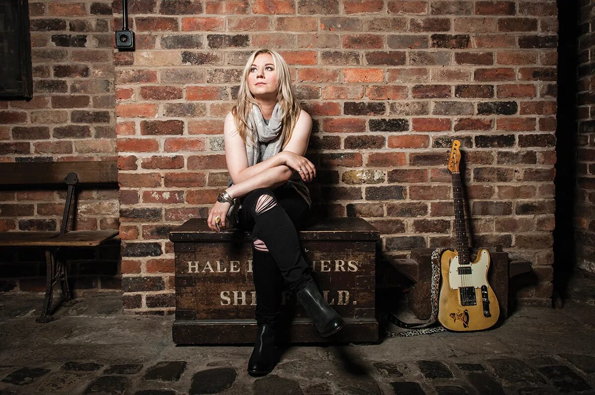 Taylor showing. Joanne shaw. joanne shaw taylor. joanne shaw taylor 2025.
