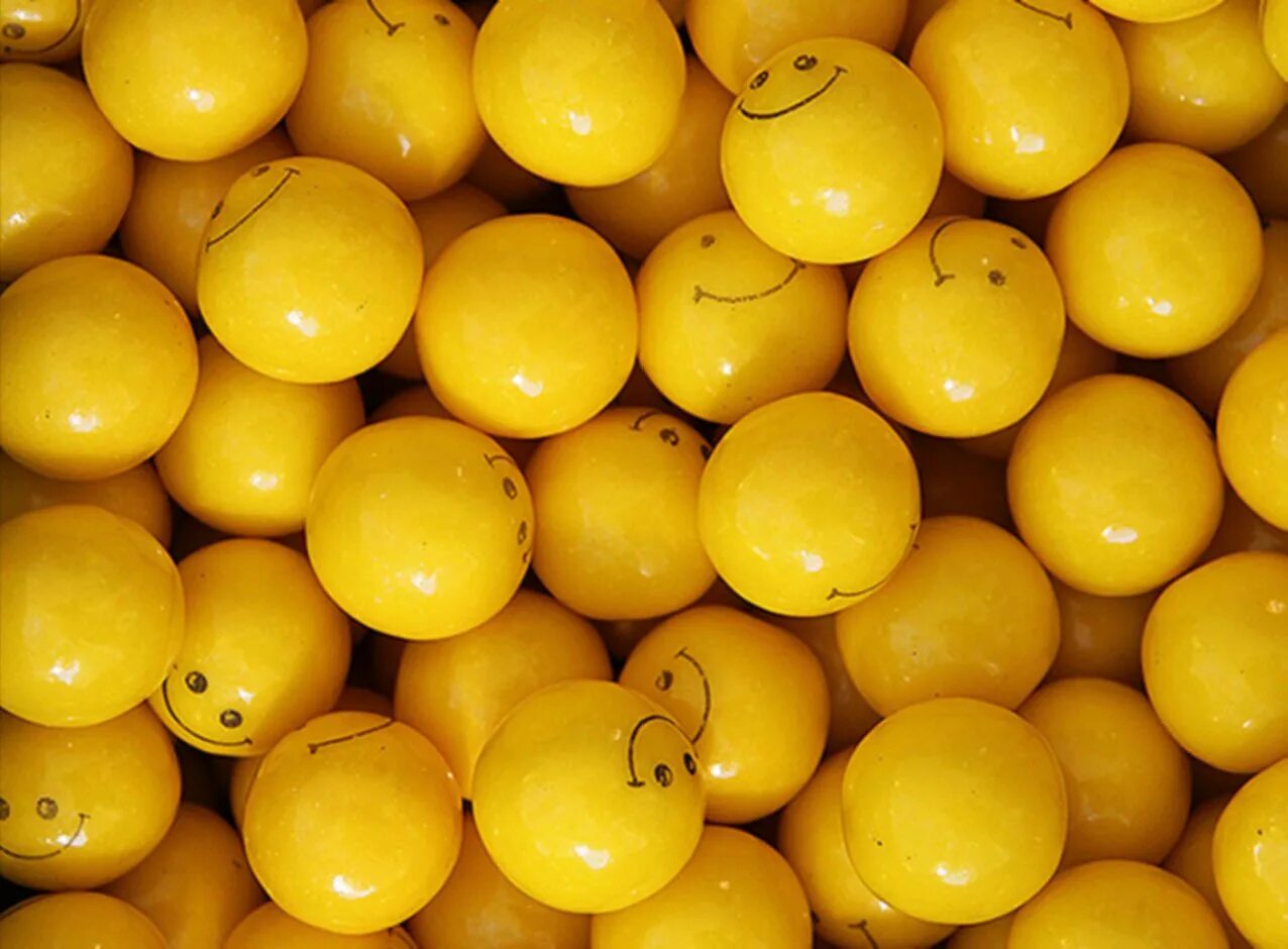 Желтая круглая жвачка. Желтые жвачки желтые жвачки. Шарик желтый жвачки. Желтая жвачка