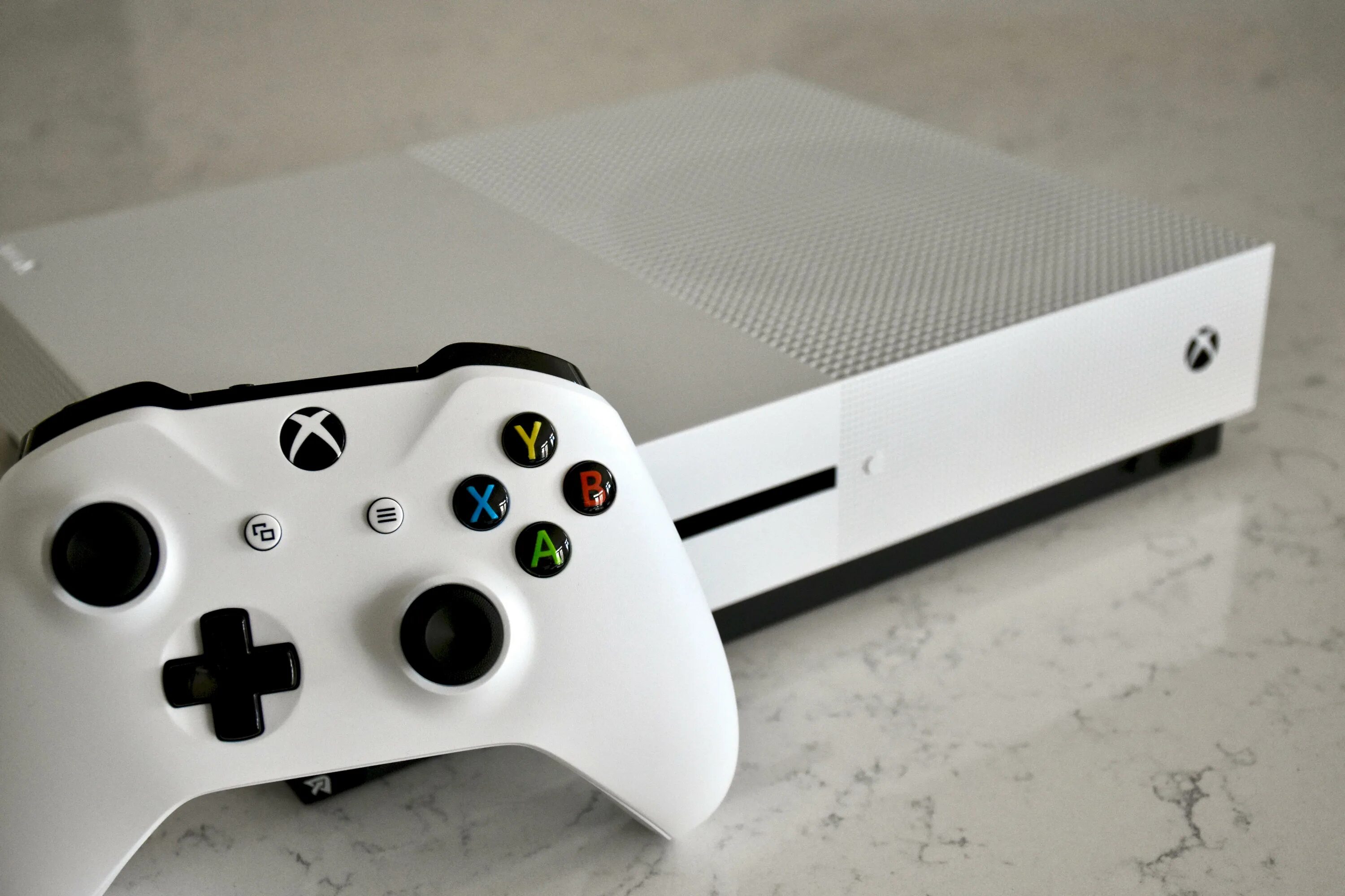 Xbox one s 1. Игровая приставка Xbox one s. Xbox 360 one s. Xbox one фат. Xbox one s 1tb.