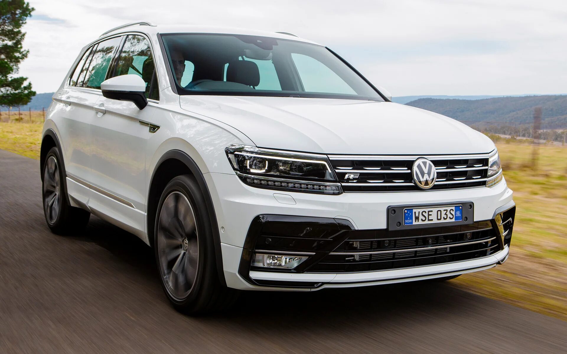Vw r line. Volkswagen tiguan r line 2016. vw tiguan 2016 r line. vw tiguan 2016. фольксваген тигуан 2016 года r line.