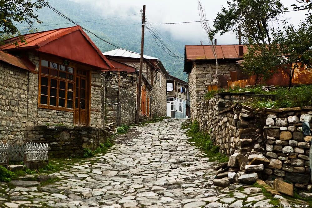 Фото сел азербайджана. Село лагич в азербайджане. село lahic азербайджан. баку деревня лагич. лагич город в азербайджане.