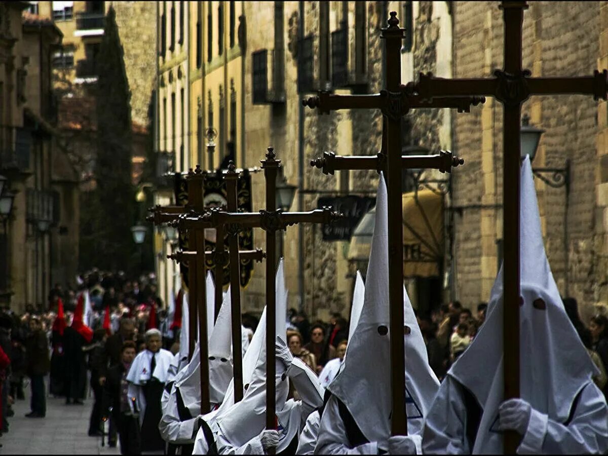 Семана Санта в Испании. Semana Santa — страстная неделя в Испании. Семана Санта в Андалусии. Праздник Санта Семана. Пасха в испании 2024 год