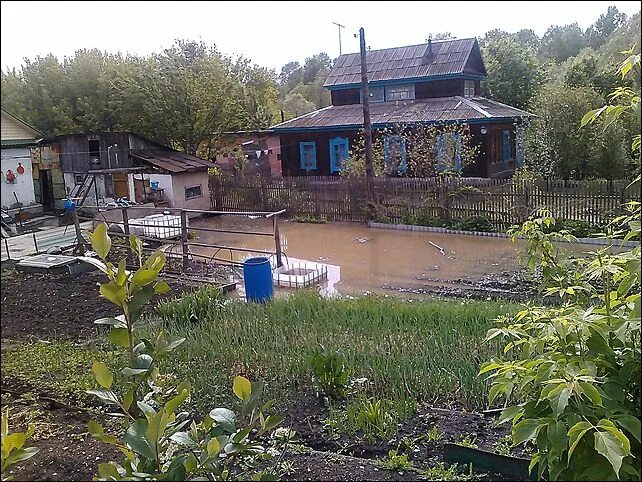 Какие участки подтоплены. Участки подтопления Бийск 2014 год. Наводнение Алтайский край 2014 Бийск. Зона подтопления Хабары Алтайского края.