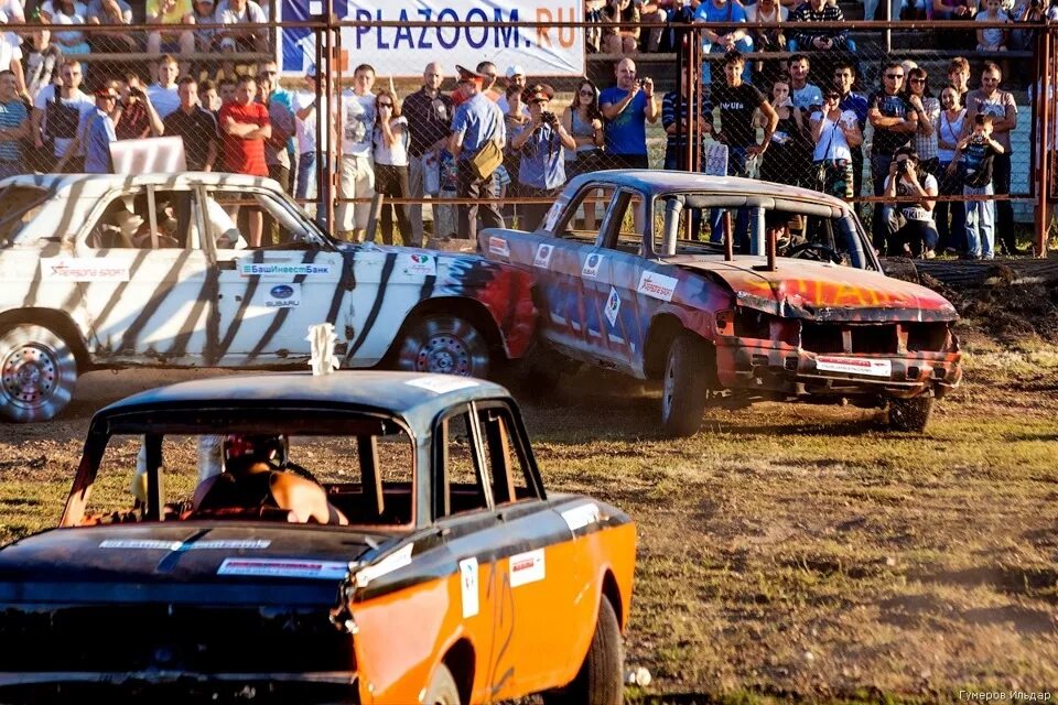 Битва машин киров. Тачки для битвы на машинах. Автобой 2. Автобой 2. Жигули дерби.