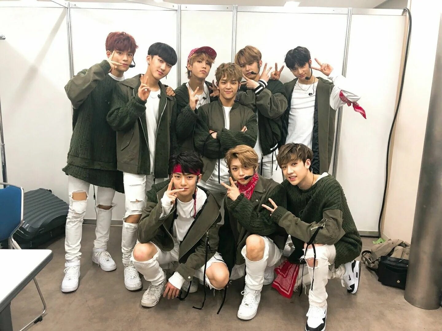 Группа kids корея. Группа Stray Kids 2018. Южная Корея Stray Kids. Минхо Stray Kids. Группа Stray Kids 2020.