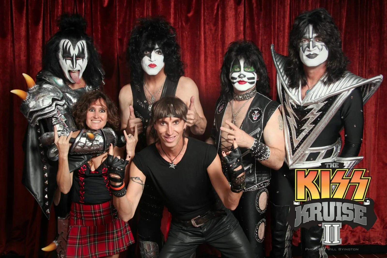 Kiss end of the road world tour. Kiss meets the phantom of the park. Kiss end of the road promo германия. Kiss dynasty cover. Kiss концерт краснодар 2013.