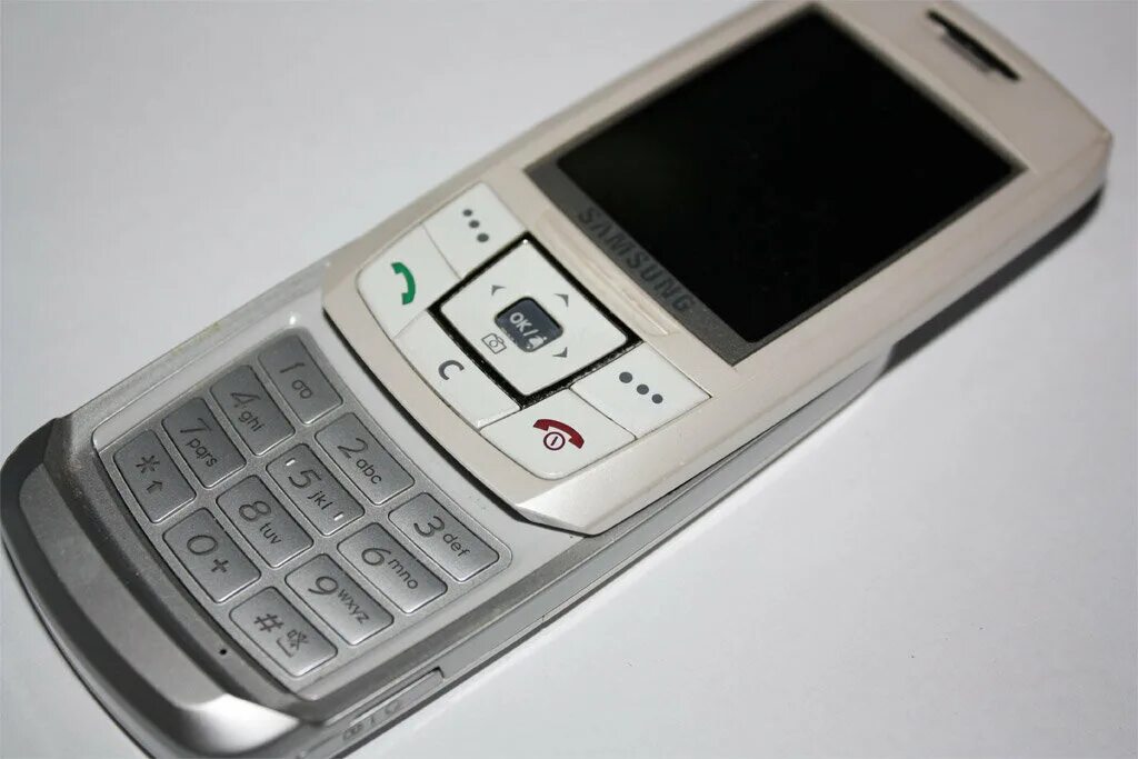 Samsung SGH-e250. Самсунг слайдер e250. Самсунг е250 слайдер. Samsung SGH 250.