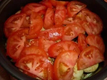 Овощи слоями в собственном соку