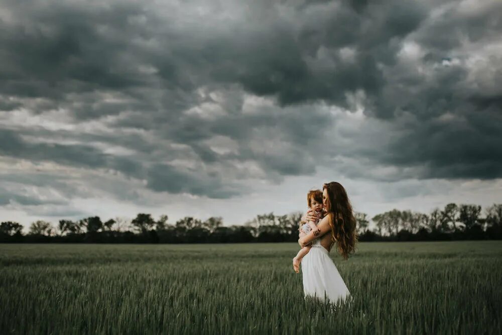 мама она единственная