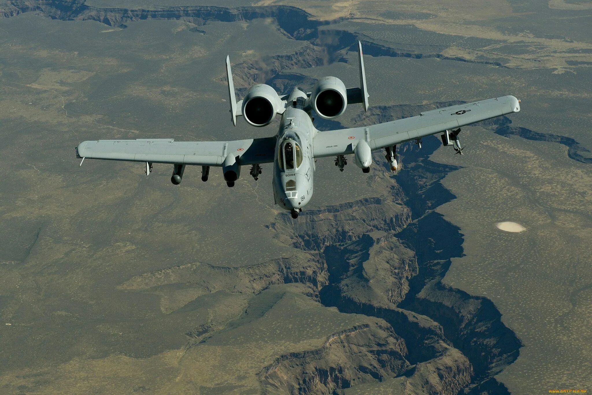 Штурмовик a-10c Thunderbolt II. Самолет а-10 Тандерболт. Штурмовик а-10 Thunderbolt. A10 Thunderbolt 2. 3a 10b 2