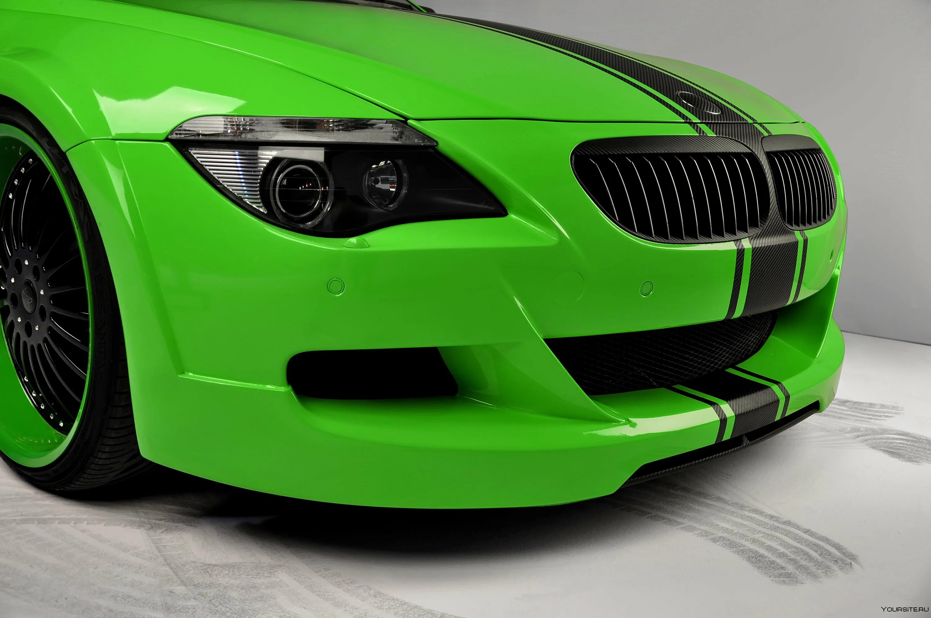 Зеленый цвет безопасности. BMW e63 Green. BMW e63 зеленая. BMW e63 m6 Green. BMW e63 prior Design.