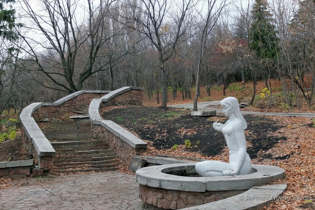 Красивые места ульяновска парк. Парк дружбы народов ульяновск 2020. Ульяновск. Парк в ульяновске на волге. Парк дружбы народов ульяновск.