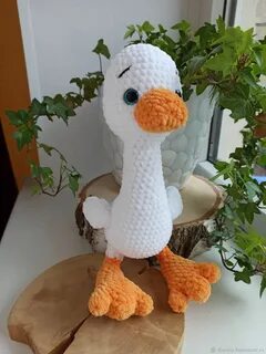 Гусь крючком из плюшевой