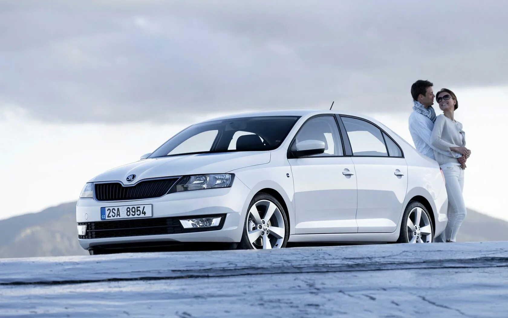 Lazy rapid. Skoda rapid. skoda rapid 2012. skoda rapid 2013. шкода рапид а7.