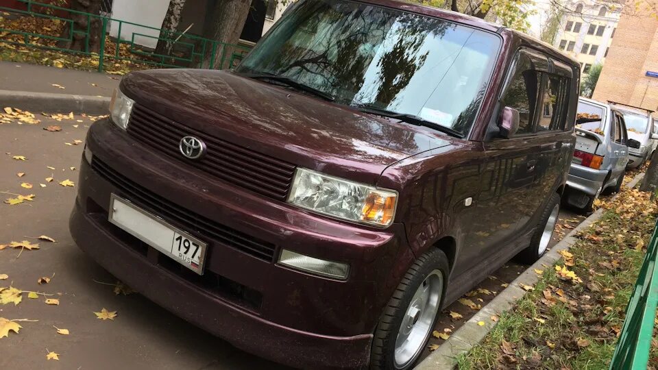 Черные бб. Toyota BB ncp30. Toyota BB 2001. Тойота ББ черная. Тойота BB 2001 винил.