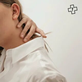 Даже шею