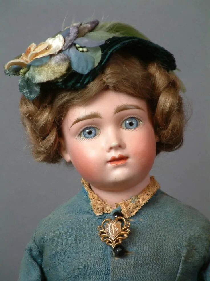 Старая куколка. Кестнер кукла. Kestner 15. Антикварные куклы. Старинные фарфоровые куклы.