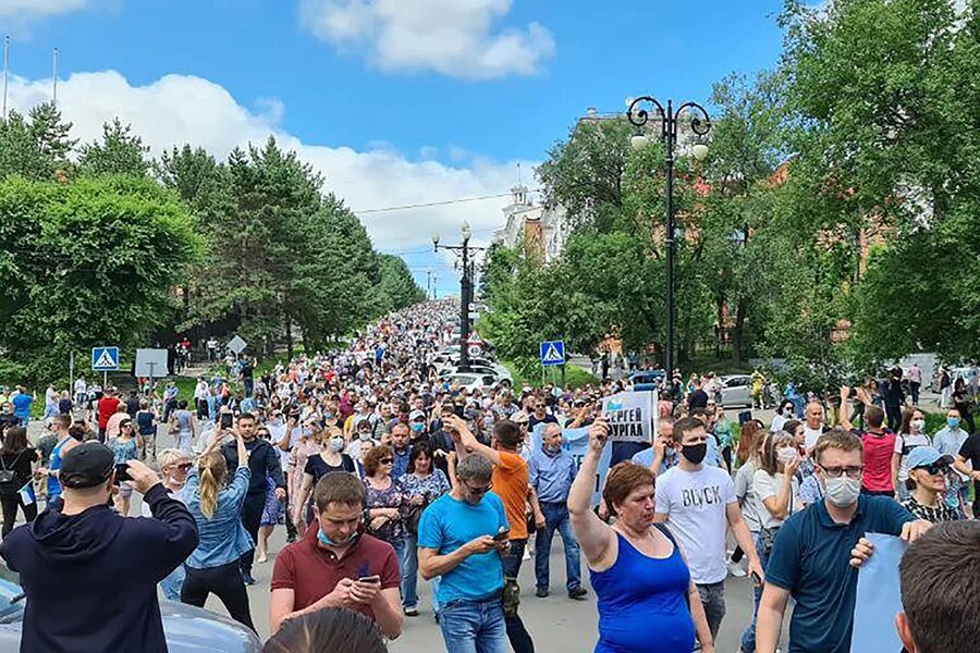 Хабаровск митинг фургало. Хабаровск митинг 2020. Протесты в Хабаровске 2020. Митинги в Хабаровске в поддержку Фургала. Хабаровск Фургал митинги 2020.