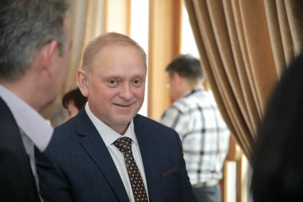 Алексей орлов екатеринбург. Рябов андрей пенза. Доходы мэра. Мэры самары по годам. Алексей орлов мэр екатеринбурга.