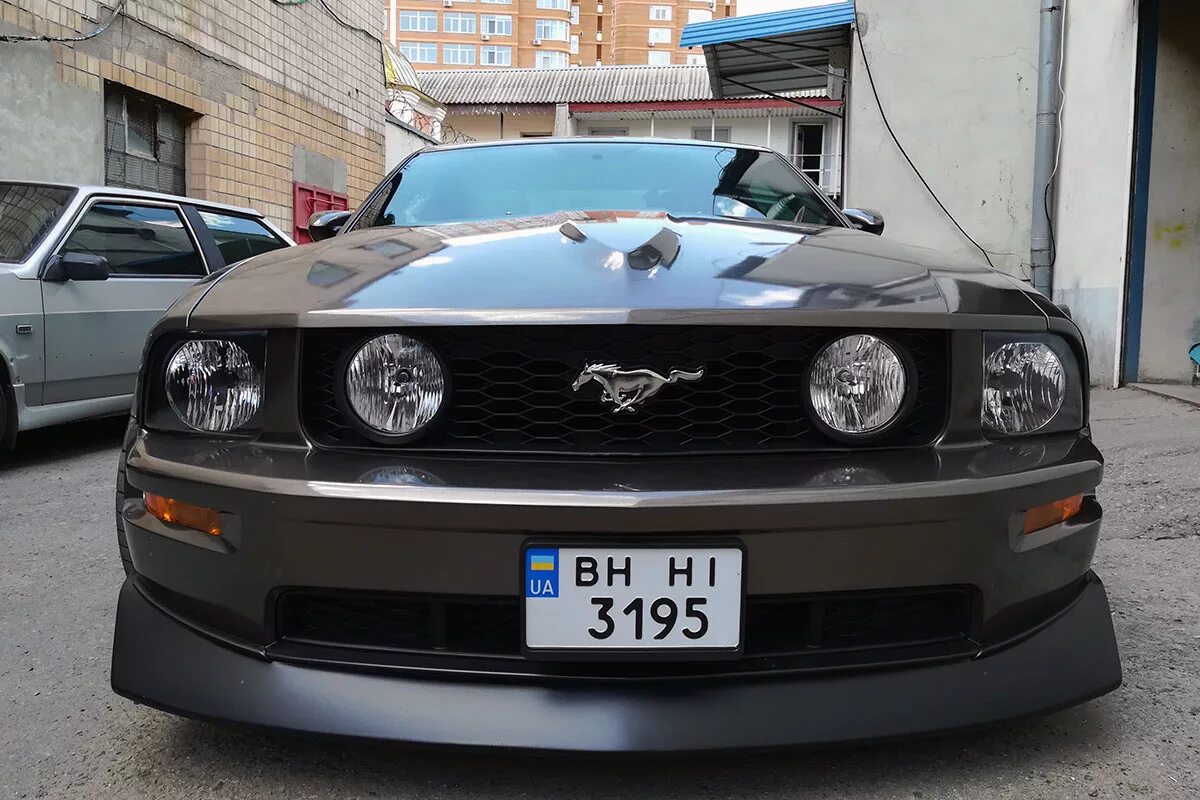 Круглые фары. Kia sportage 4 запотевают фары. Фары тойота калдина 190. Фара лексус рх 2006 крепление фары. Фары фары лизогуб туров шукаша.