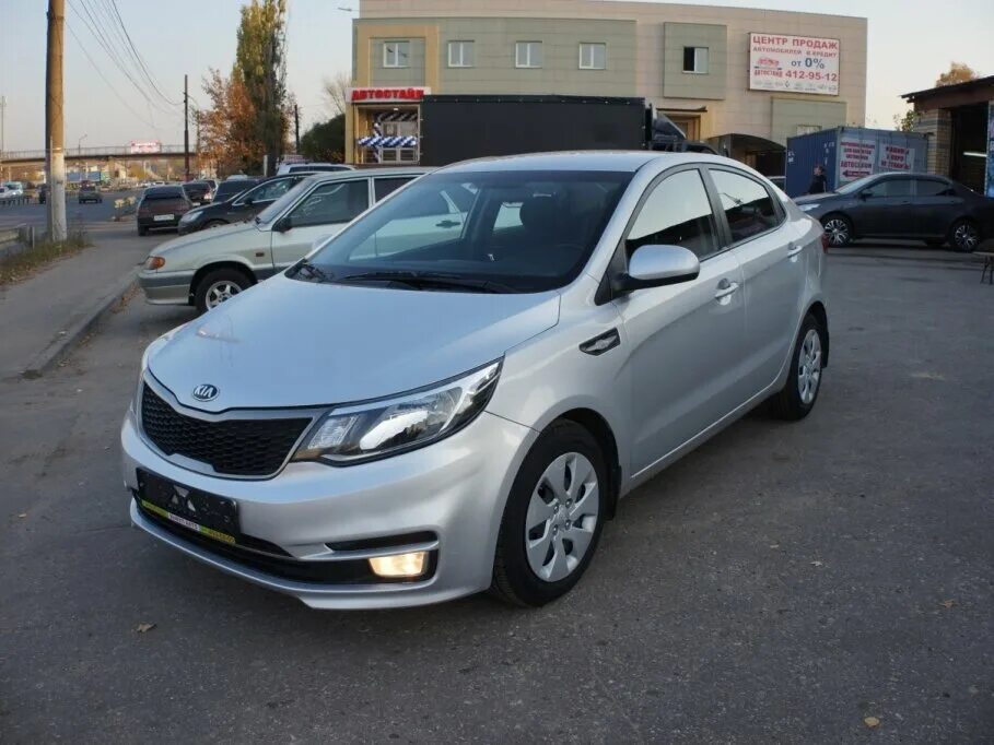 Кия рио 2012 год. Kia Rio 2013 серебристый. Kia Rio 2012 1,4. Kia Rio 2012 Silver. Кия Рио 3 серебристая 1.4.