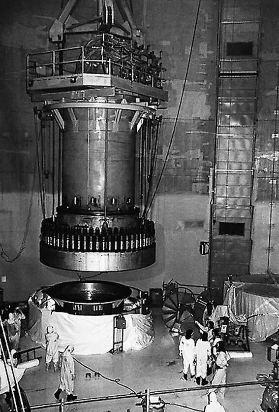 Самый первый реактор в мире. США В 1979 году авария АЭС. Три майл Айленд авария. 1979 Три майл Айленд. Авария на АЭС три-майл-Айленд.