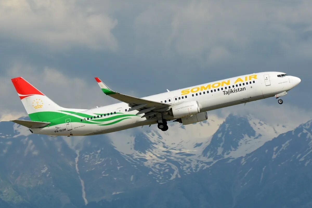 Самое эйр. Боинг 737 сомон Эйр. Самолет Somon Air Таджикистан. Боинг 737-800 Таджикистан. Боинг 737 таджик Эйр.