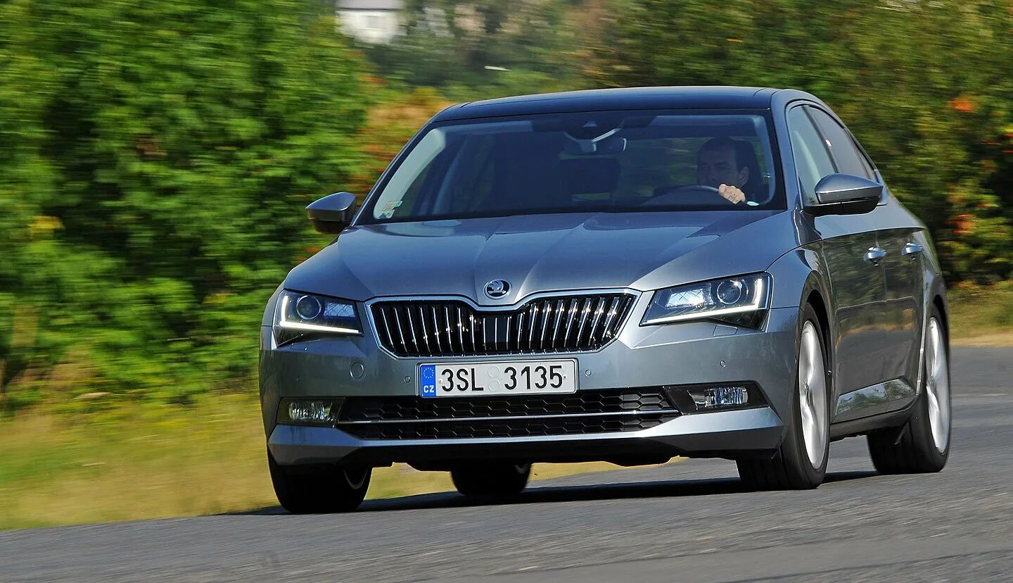 Шкода суперб 3. Шкода суперб 3 поколения. škoda superb 3 поколения. skoda superb 317557. skoda superb 3t5.