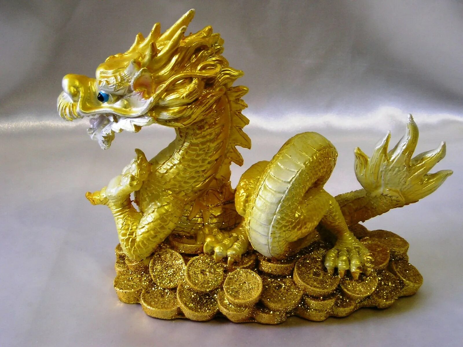 китайский дракон. дракон (австрал. магниты в год дракона. год дракона. Golden dragon дракон 3д.